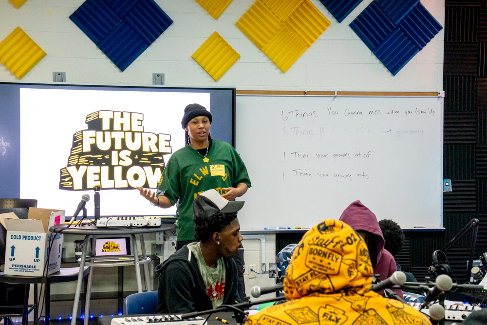 Suni MF teaching the Mays High School class